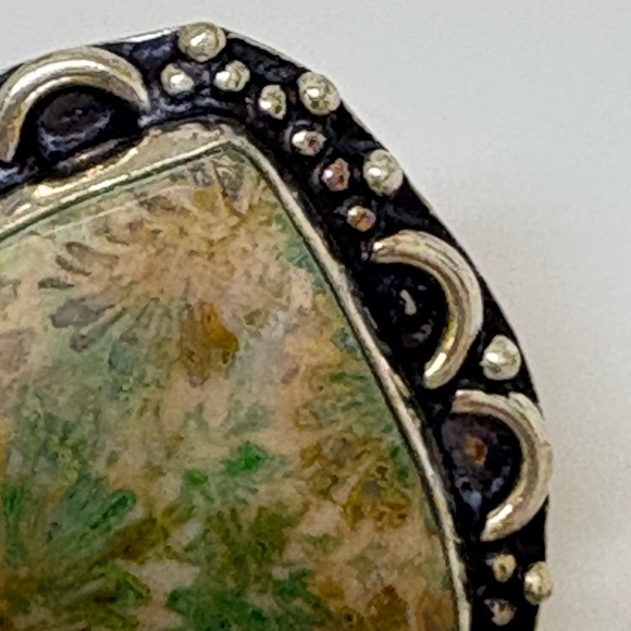 Artisan Silver Fossilized Jasper Woman’s Ring - Picture 10 of 10
